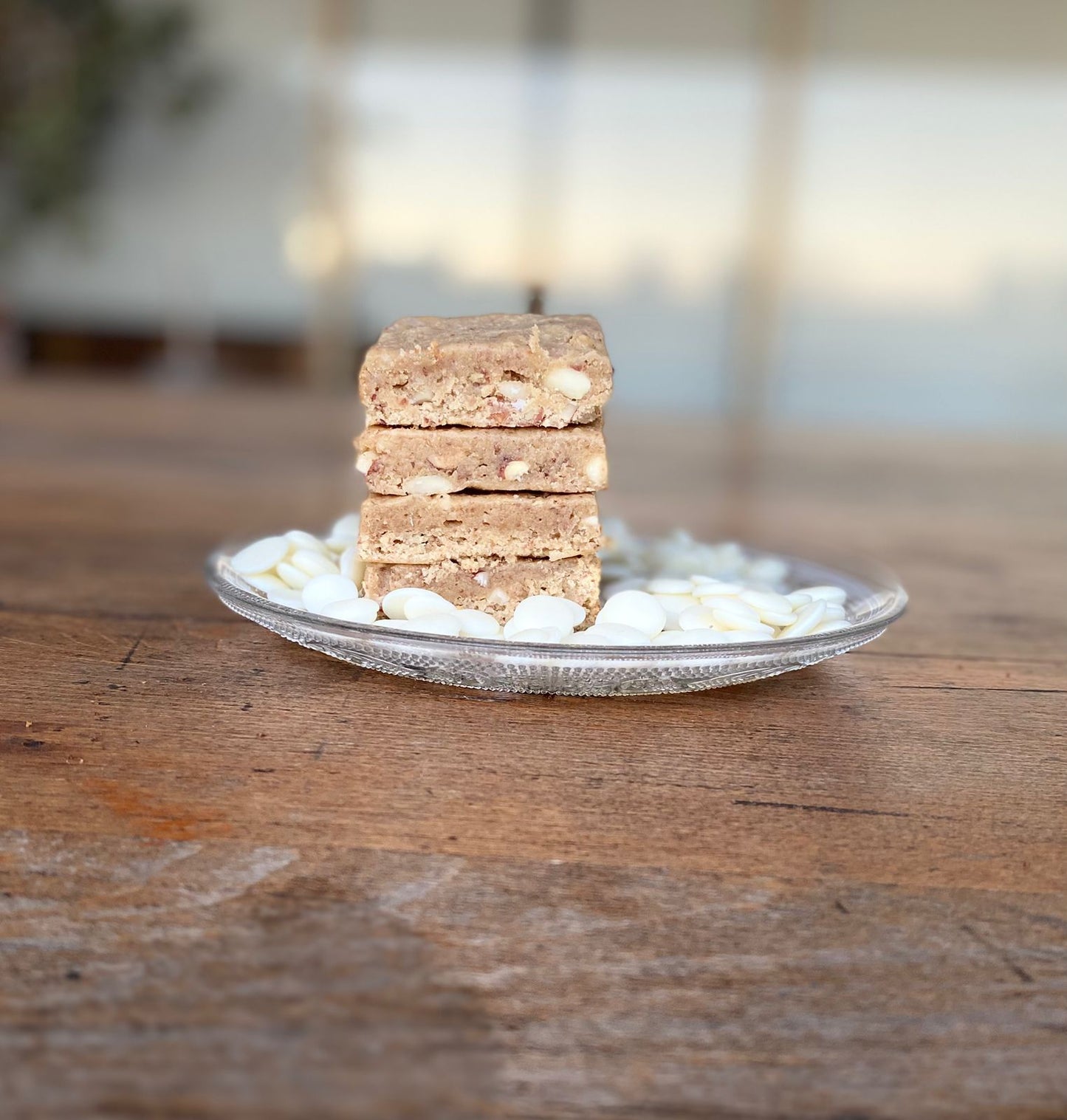 Brownie blanco y almendras (Blondie)