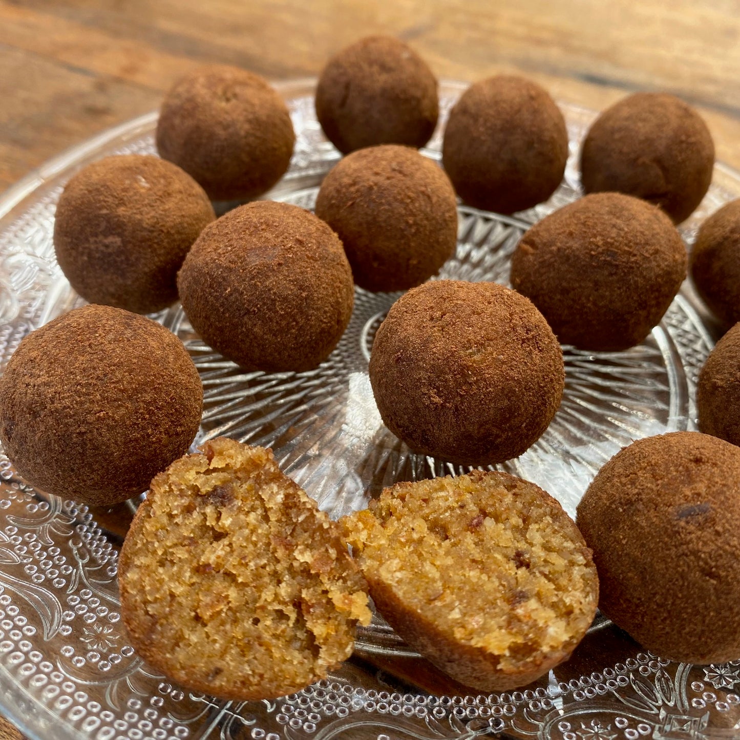 Trufas de dátiles y plátano